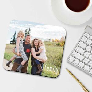 Mousepad with the photo of a family